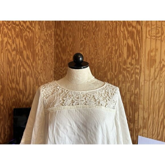 ENTRO White Blouse Eyelet Neckline Thin Boho Fairy Blouse Sz S NWOT - Picture 3 of 11